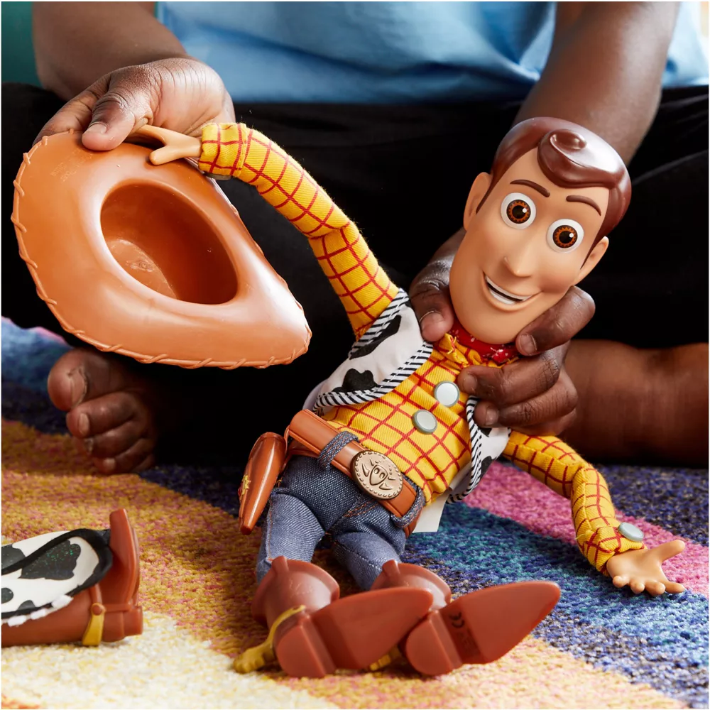 Disney Store Figurine Woody Articulée Parlante 4 Disney Store Figurine Woody Articulée Parlante – Image 2