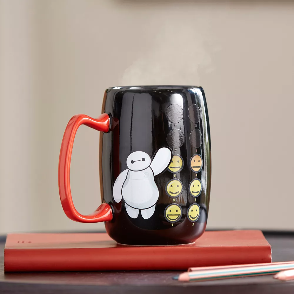 Disney Store Mug Changeant Baymax, Les Nouveaux Héros 4 Disney Store Mug Changeant Baymax, Les Nouveaux Héros – Image 2