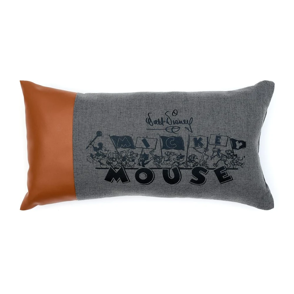 Coussin Mickey Walt Disney Studios Disney100 Eras 3 Coussin Mickey Walt Disney Studios Disney100 Eras