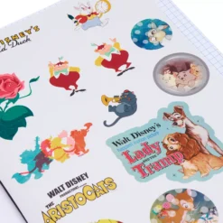Disney Store Cahier Et Autocollants Disney Classics -Disney 466043425901 2